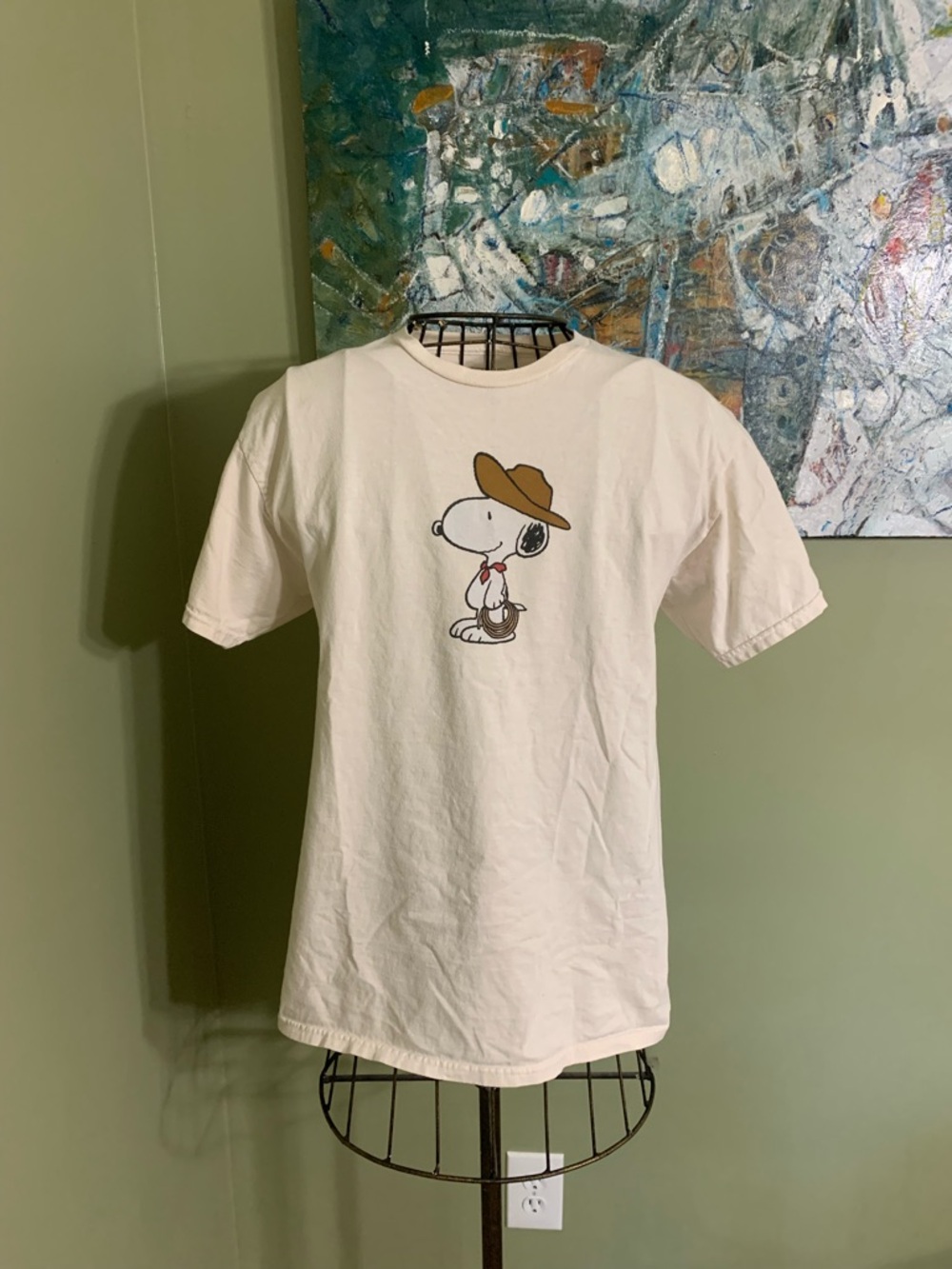 Snoopy T-shirt in size M.